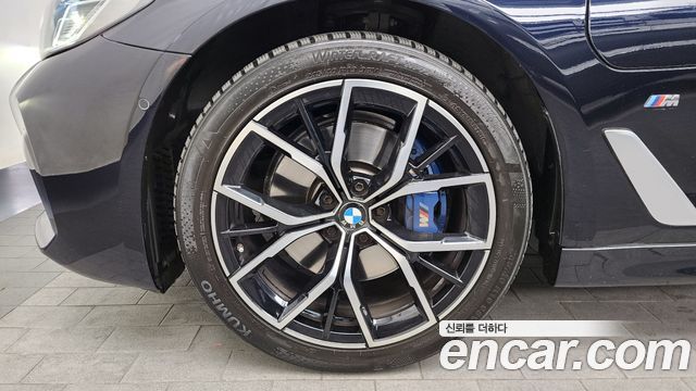 BMW 5-Series 530e M Sport