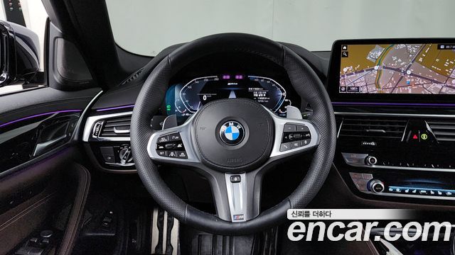 BMW 5-Series 530e M Sport