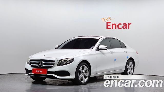 Mercedes-Benz E-Class E220d 4MATIC Avantgarde
