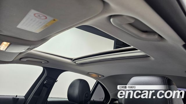 Mercedes-Benz E-Class E220d 4MATIC Avantgarde