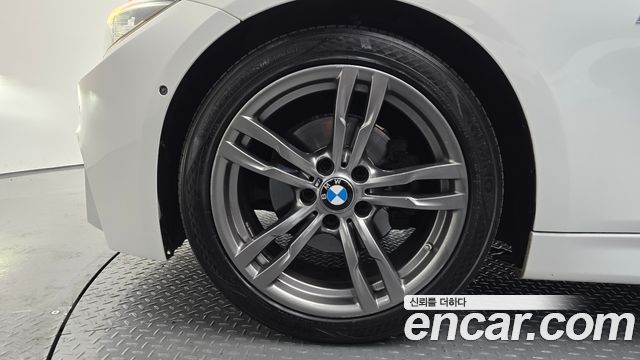 BMW 3-Series 320i M Sport