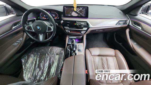 BMW 5-Series 530i xDrive M Sport Package