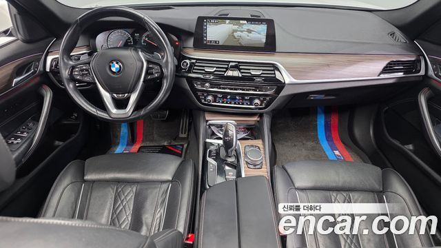 BMW 5-Series 530i xDrive M Sport Package Plus