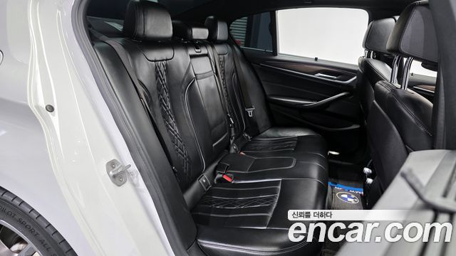 BMW 5-Series 530i xDrive M Sport Package Plus