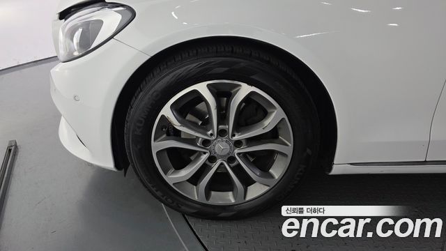 Mercedes-Benz C-Class C220 d Avantgarde
