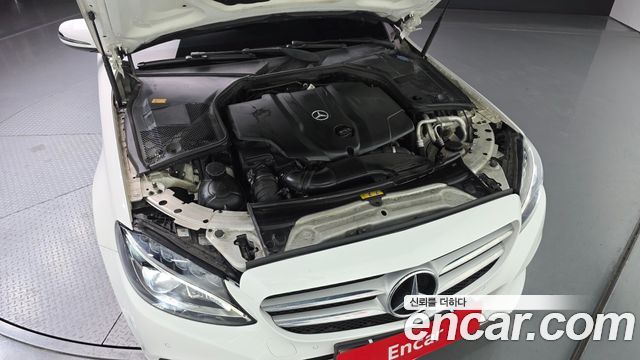 Mercedes-Benz C-Class C220 d Avantgarde