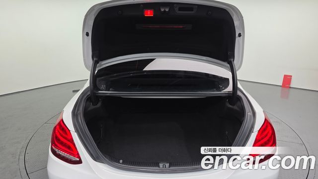 Mercedes-Benz C-Class C220 d Avantgarde