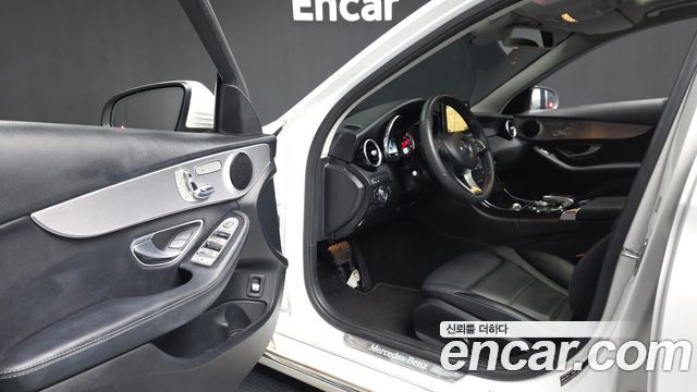 Mercedes-Benz C-Class C220 d Avantgarde