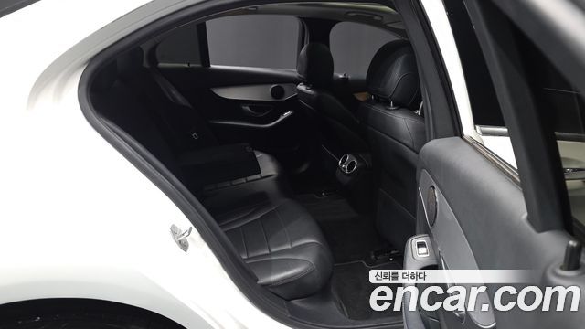 Mercedes-Benz C-Class C220 d Avantgarde