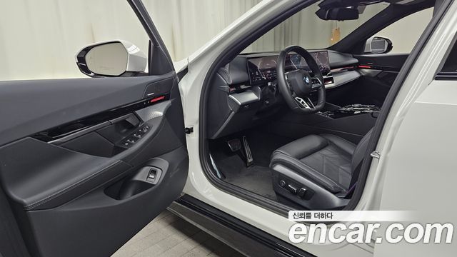 BMW 5-Series 520i Special Edition
