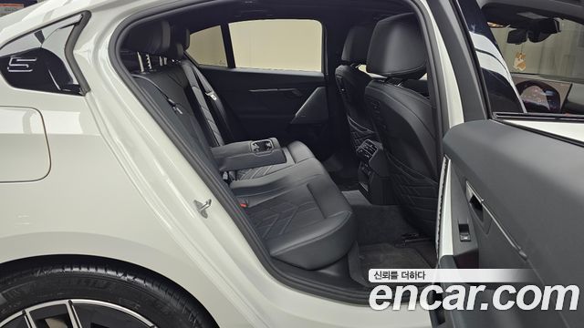 BMW 5-Series 520i Special Edition