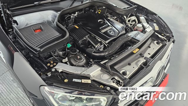 Mercedes-Benz GLC-Class GLC300e 4MATIC