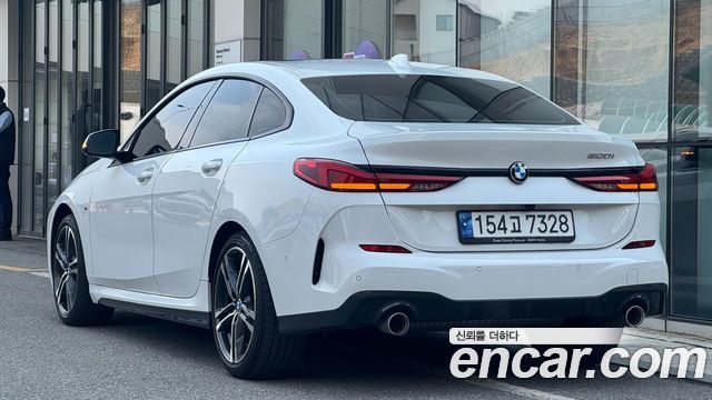 BMW 2-Series 220i M Sports