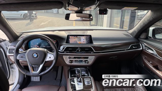 BMW 7-Series 730Ld xDrive Design Pure Excellence