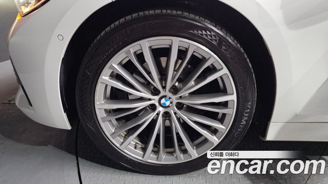 BMW 3-Series 320d Luxury