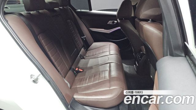 BMW 3-Series 320d Luxury
