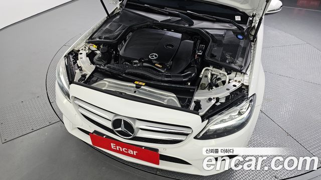 Mercedes-Benz C-Class C200 Avantgarde