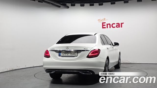 Mercedes-Benz C-Class C220 d 4MATIC