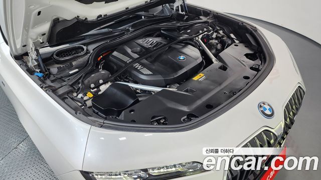 BMW 7-Series 750e xDrive M Sport