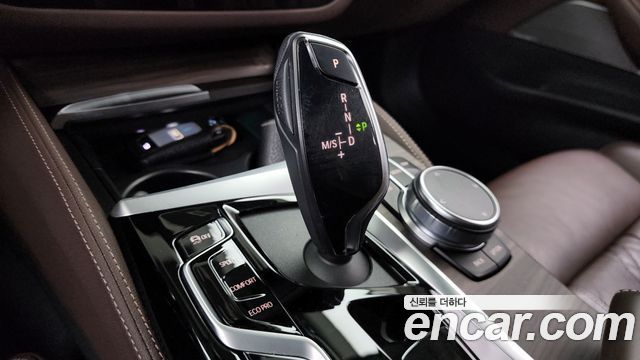 BMW 5-Series 530i Luxury