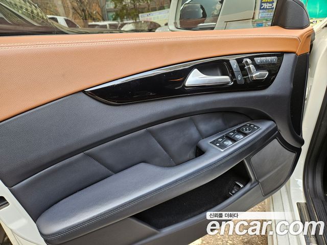 Mercedes-Benz CLS-Class W218 CLS250 d 4MATIC AMG Line