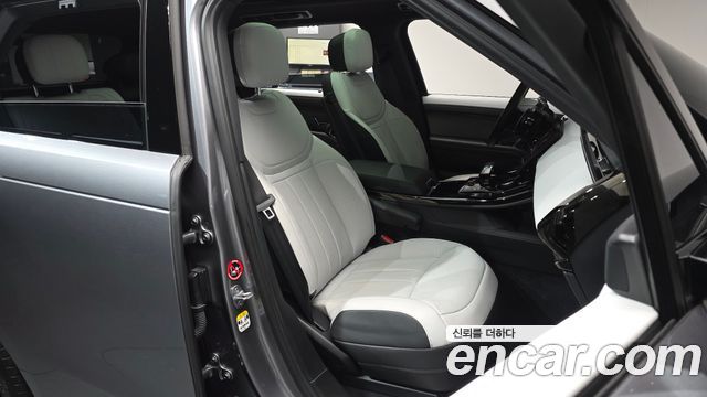 Land Rover Range Rover Sport D300 HSE Dynamic