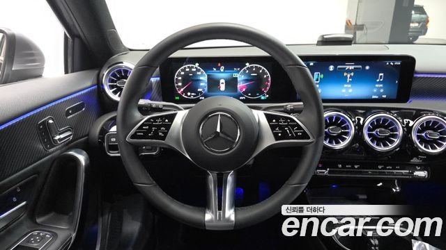 Mercedes-Benz A-Class A220 Hatchback