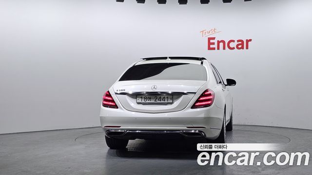 Mercedes-Benz S-Class S350L