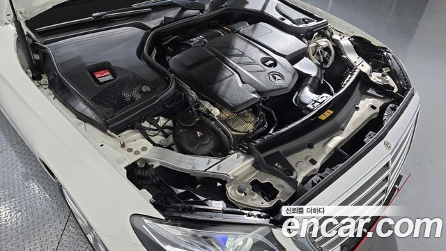 Mercedes-Benz E-Class E220d 4MATIC Exclusive