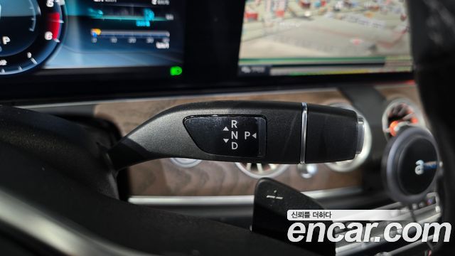 Mercedes-Benz E-Class E220d 4MATIC Exclusive