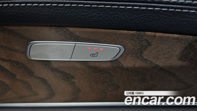 Mercedes-Benz E-Class E220d 4MATIC Exclusive