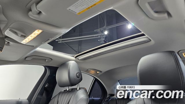 Mercedes-Benz E-Class E220d 4MATIC Exclusive