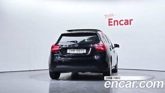 Mercedes-Benz A-Class A200
