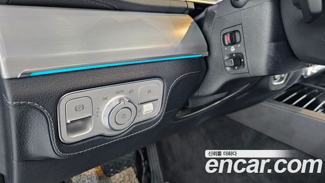 Mercedes-Benz GLE-Class GLE300d 4MATIC