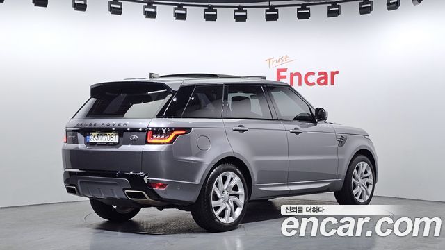 Land Rover Range Rover Sport 3.0 SDV6 HSE Dynamic