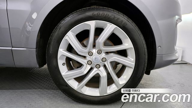 Land Rover Range Rover Sport 3.0 SDV6 HSE Dynamic