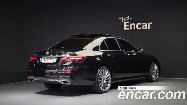 Mercedes-Benz E-Class E350 4MATIC AMG Line