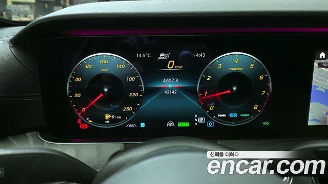 Mercedes-Benz E-Class E350 4MATIC AMG Line