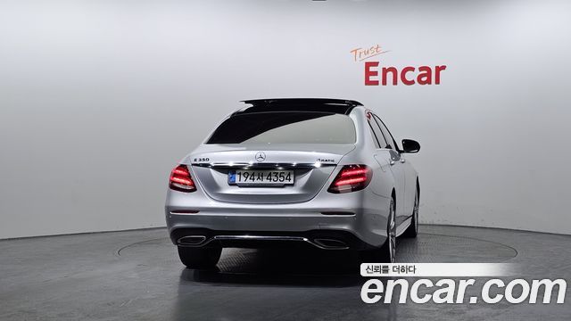Mercedes-Benz E-Class E350 4MATIC AMG Line