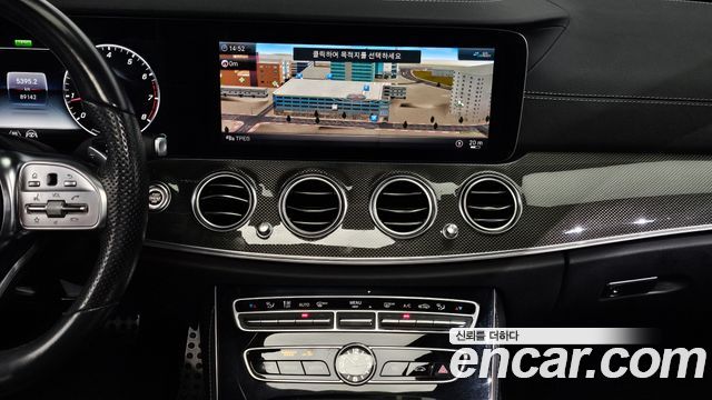 Mercedes-Benz E-Class E350 4MATIC AMG Line