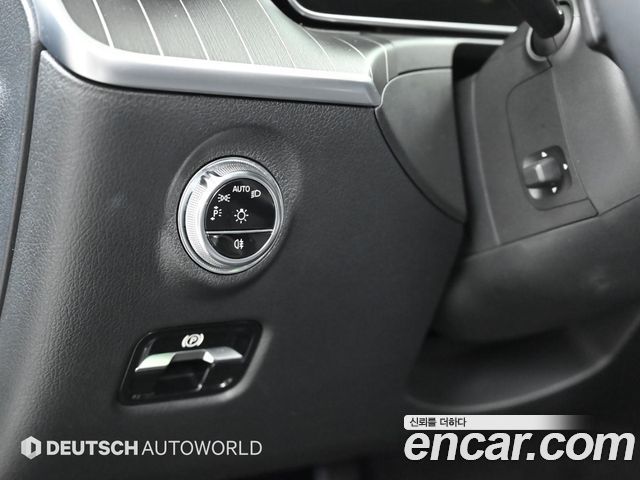 Mercedes-Benz C-Class C300 4MATIC Avantgarde