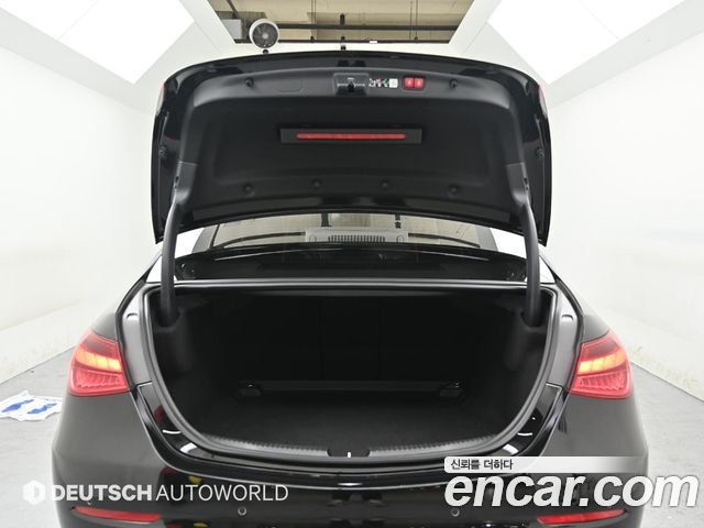Mercedes-Benz C-Class C300 4MATIC Avantgarde