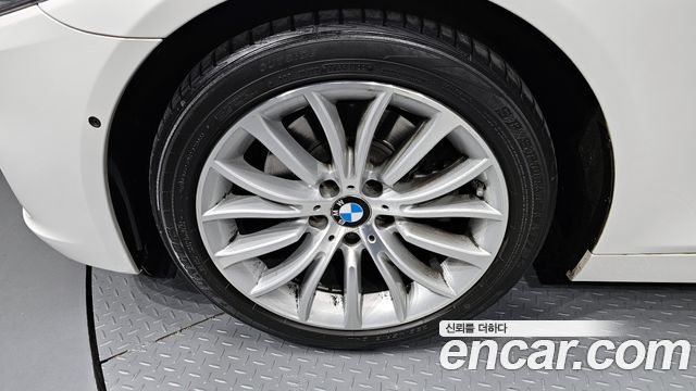 BMW 5-Series 528i Luxury Plus