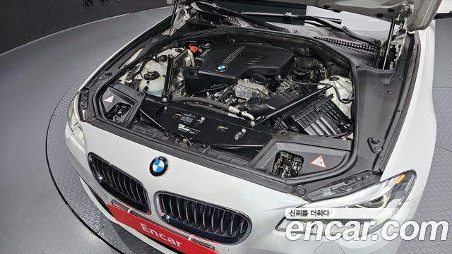 BMW 5-Series 528i Luxury Plus