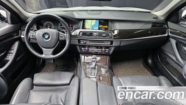 BMW 5-Series 528i Luxury Plus