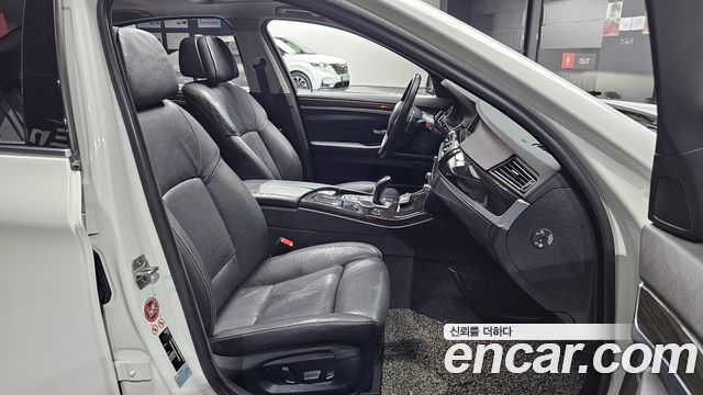 BMW 5-Series 528i Luxury Plus
