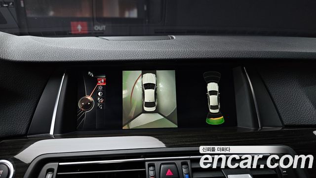BMW 5-Series 528i Luxury Plus