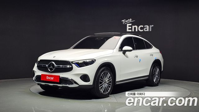 Mercedes-Benz GLC-Class GLC300 4MATIC Avnatgarde Coupe