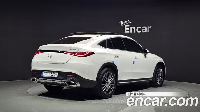 Mercedes-Benz GLC-Class GLC300 4MATIC Avnatgarde Coupe