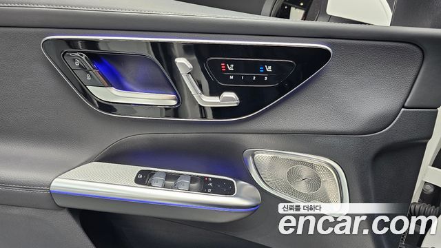 Mercedes-Benz GLC-Class GLC300 4MATIC Avnatgarde Coupe